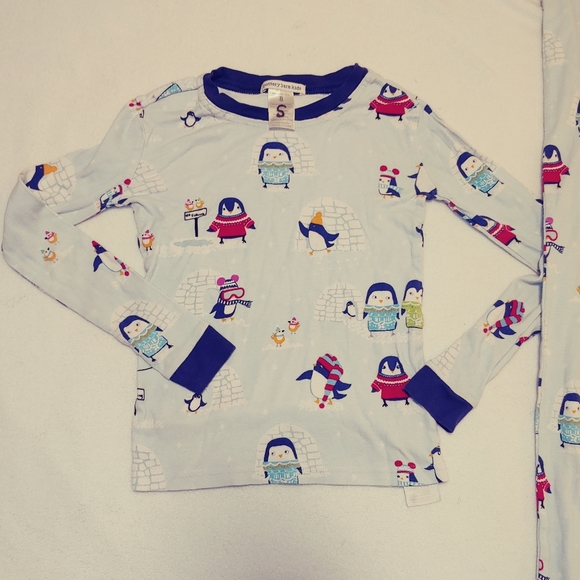 Pottery Barn Kids Boys Winter Penguin Pajamas Sz 8 - Picture 2 of 8